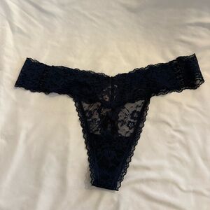 NWT Victoria's Secret Lace Thong